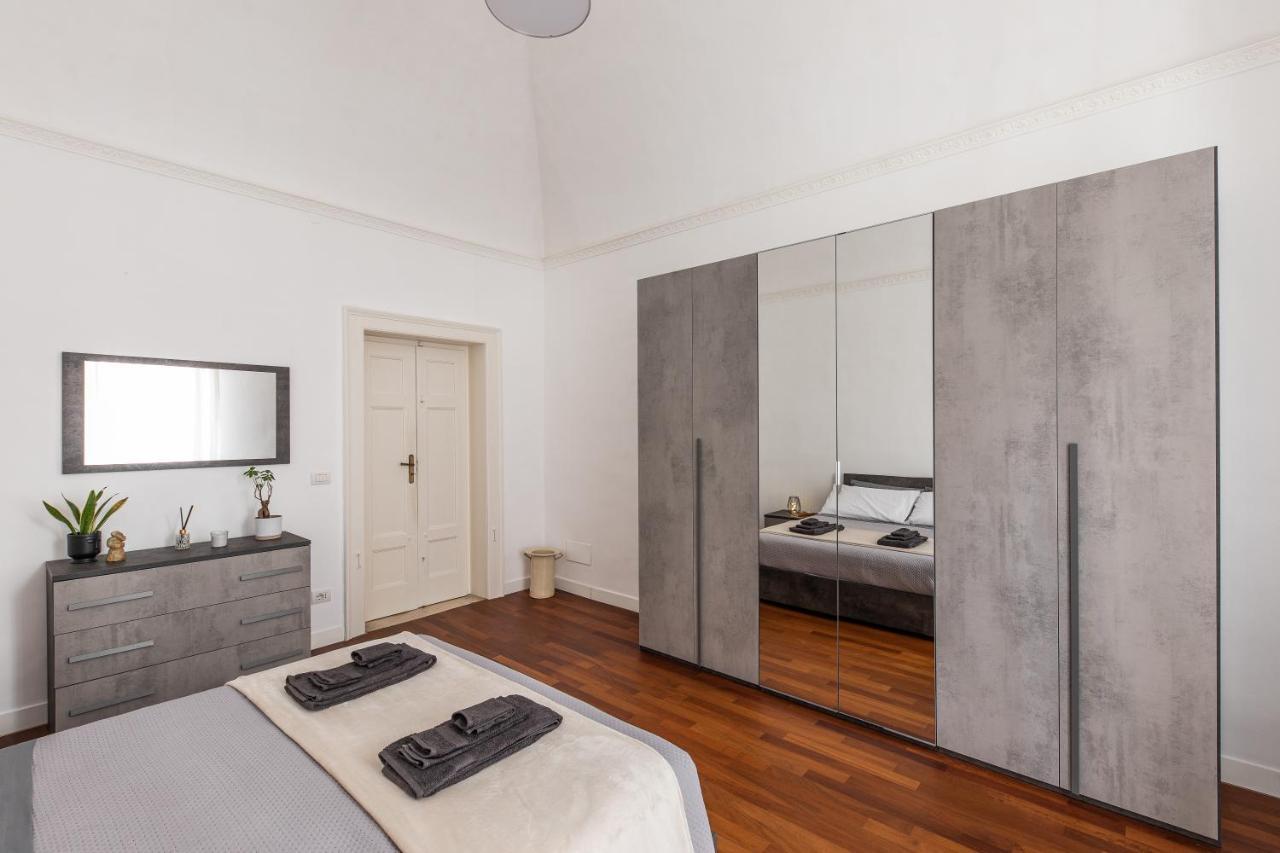 Casa Dei Visionari Apartment Bari Exterior photo